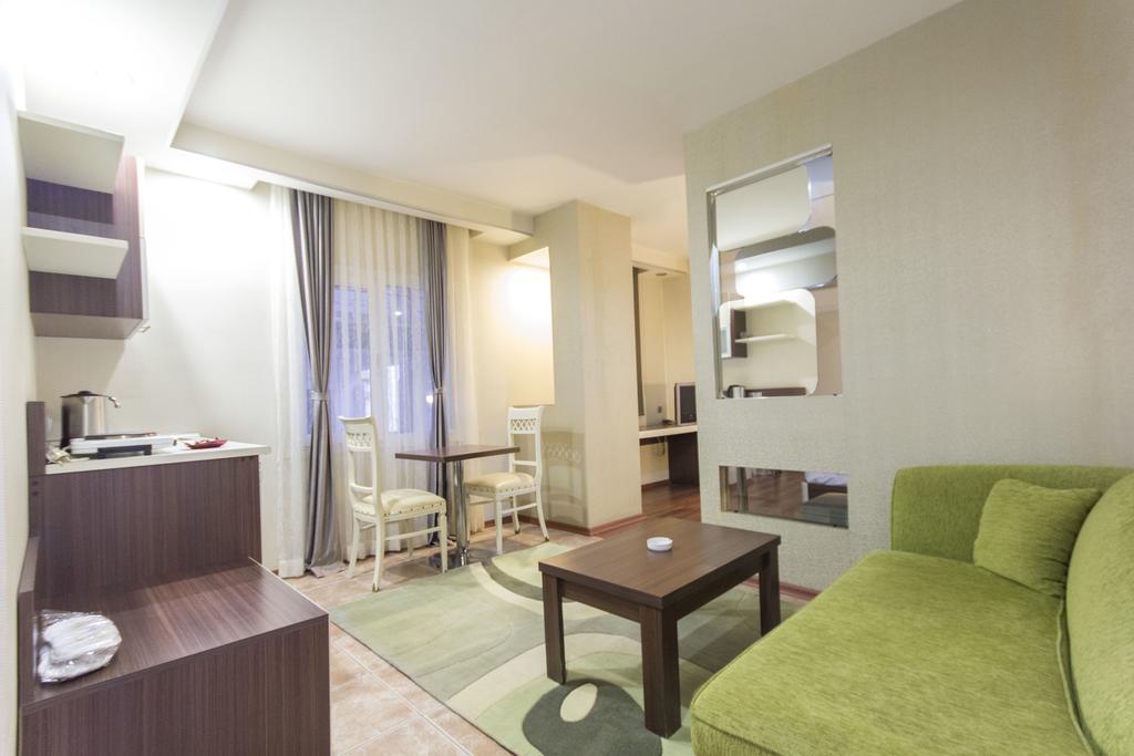 Sari Konak Apart Hotel Adana Quarto foto